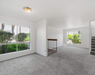 7811 Tommy Drive - Photo Thumbnail 3