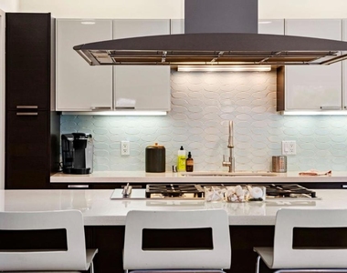 796 Crespi Drive - Photo Thumbnail 25