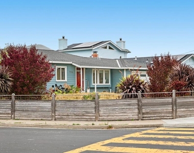 796 Crespi Drive - Photo Thumbnail 1