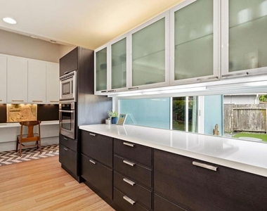 796 Crespi Drive - Photo Thumbnail 29