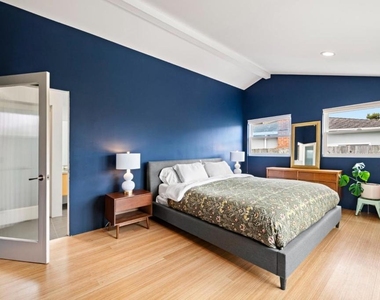 796 Crespi Drive - Photo Thumbnail 31