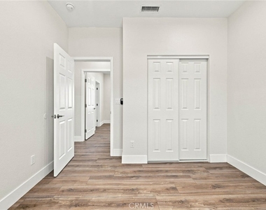 41015 W 41st West - Photo Thumbnail 7
