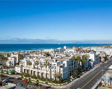 200 Pacific Coast Highway - Photo Thumbnail 36