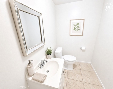 8056 Alder Avenue - Photo Thumbnail 5