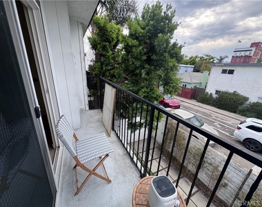 40 S Venice Boulevard - Photo Thumbnail 24