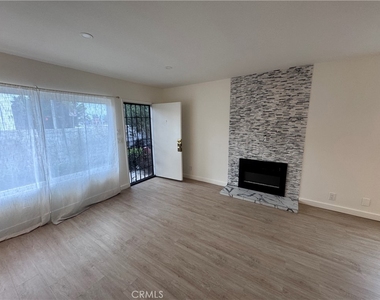 40 S Venice Boulevard - Photo Thumbnail 7