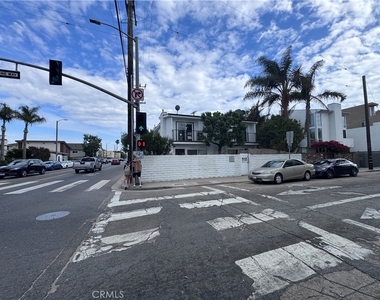 40 S Venice Boulevard - Photo Thumbnail 3