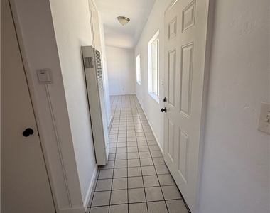 478 N Alessandro - Photo Thumbnail 11