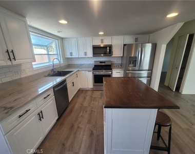 35054 Beech Avenue - Photo Thumbnail 8