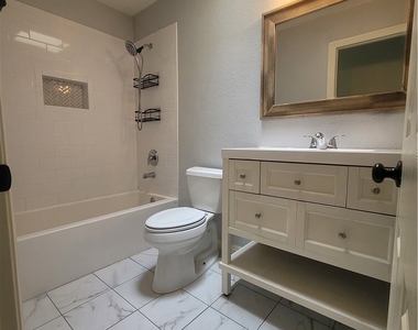 35054 Beech Avenue - Photo Thumbnail 12