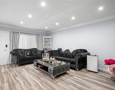 1126 N Central Avenue - Photo Thumbnail 5