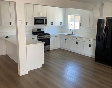 1598 W 7th - Photo Thumbnail 5