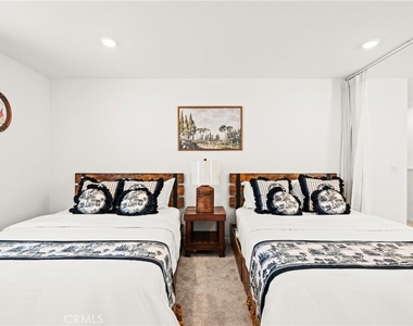 583 Lone Pine Drive - Photo Thumbnail 4
