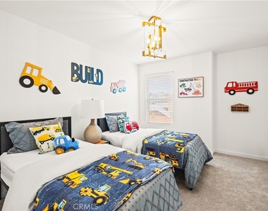 583 Lone Pine Drive - Photo Thumbnail 14