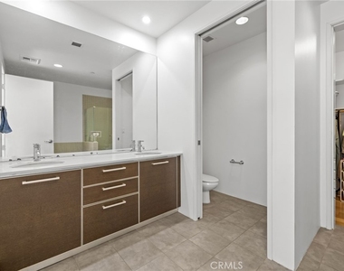 801 S Grand - Photo Thumbnail 5