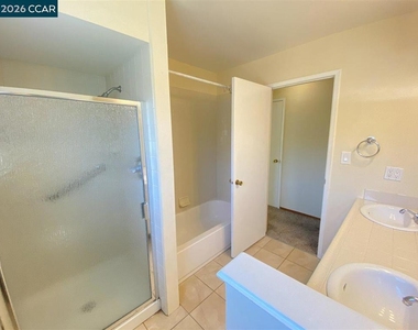 2145 Donald Dr - Photo Thumbnail 5