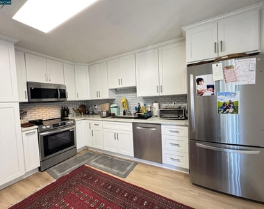2145 Donald Dr - Photo Thumbnail 3