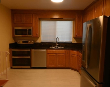 1316 Russell Street - Photo Thumbnail 5