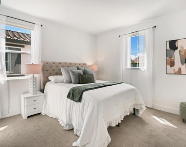 163 Canary Creek Way - Photo Thumbnail 6