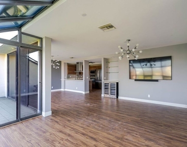 880 W 1st Street - Photo Thumbnail 8