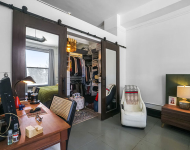 108 W 2nd Street - Photo Thumbnail 21