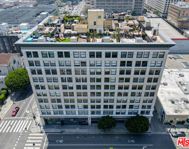108 W 2nd Street - Photo Thumbnail 37