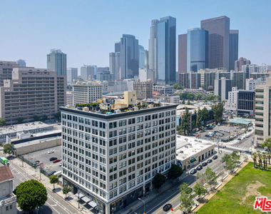 108 W 2nd Street - Photo Thumbnail 36