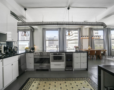 108 W 2nd Street - Photo Thumbnail 3