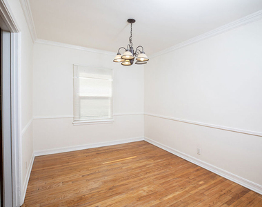 8517 Pickford Street - Photo Thumbnail 9