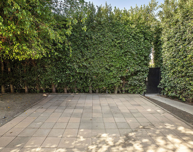 8517 Pickford Street - Photo Thumbnail 6