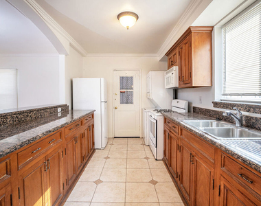 8517 Pickford Street - Photo Thumbnail 10