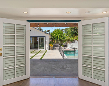 22417 Dolorosa Street - Photo Thumbnail 12