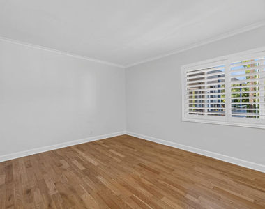 1301 N Flores Street - Photo Thumbnail 21