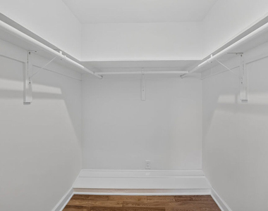 1301 N Flores Street - Photo Thumbnail 23