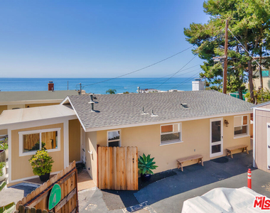22605 Pacific Coast Highway - Photo Thumbnail 11