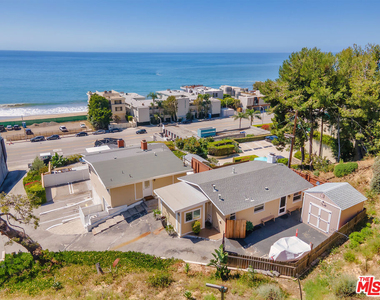 22605 Pacific Coast Highway - Photo Thumbnail 12