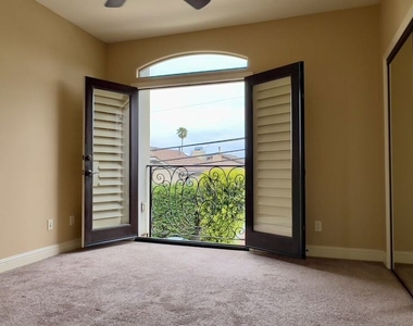 1011 Green Lane - Photo Thumbnail 26