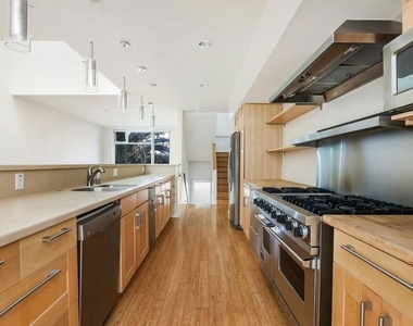 2024 Allesandro Street - Photo Thumbnail 11