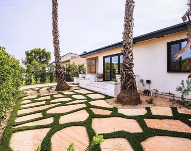 8417 Holy Cross Place - Photo Thumbnail 4