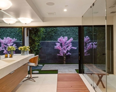 1368 Beckwith Avenue - Photo Thumbnail 33