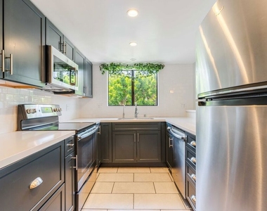 5000 S Centinela Avenue - Photo Thumbnail 7