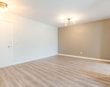 5000 S Centinela Avenue - Photo Thumbnail 2