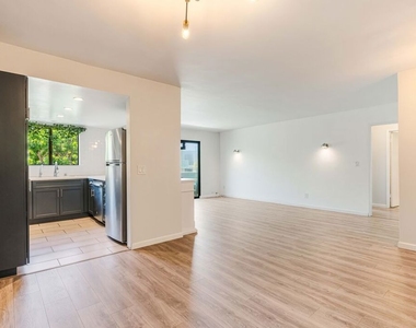 5000 S Centinela Avenue - Photo Thumbnail 10