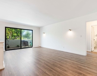 5000 S Centinela Avenue - Photo Thumbnail 1