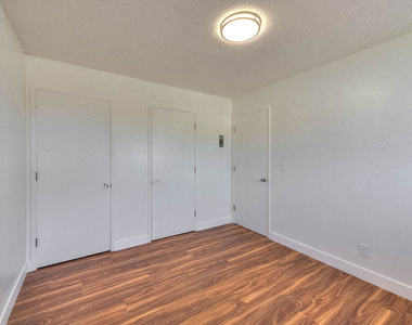 8468 Halldale Avenue - Photo Thumbnail 25