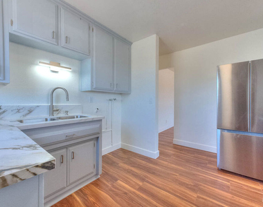8468 Halldale Avenue - Photo Thumbnail 17
