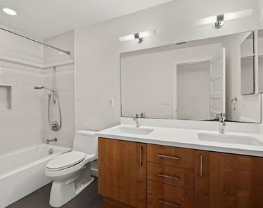 175 Barlock Avenue - Photo Thumbnail 27