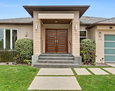 175 Barlock Avenue - Photo Thumbnail 2
