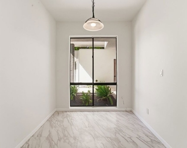 3329 Dona Rosa Drive - Photo Thumbnail 10