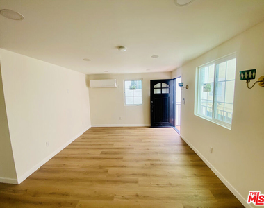 1000 S Sherbourne Drive - Photo Thumbnail 1